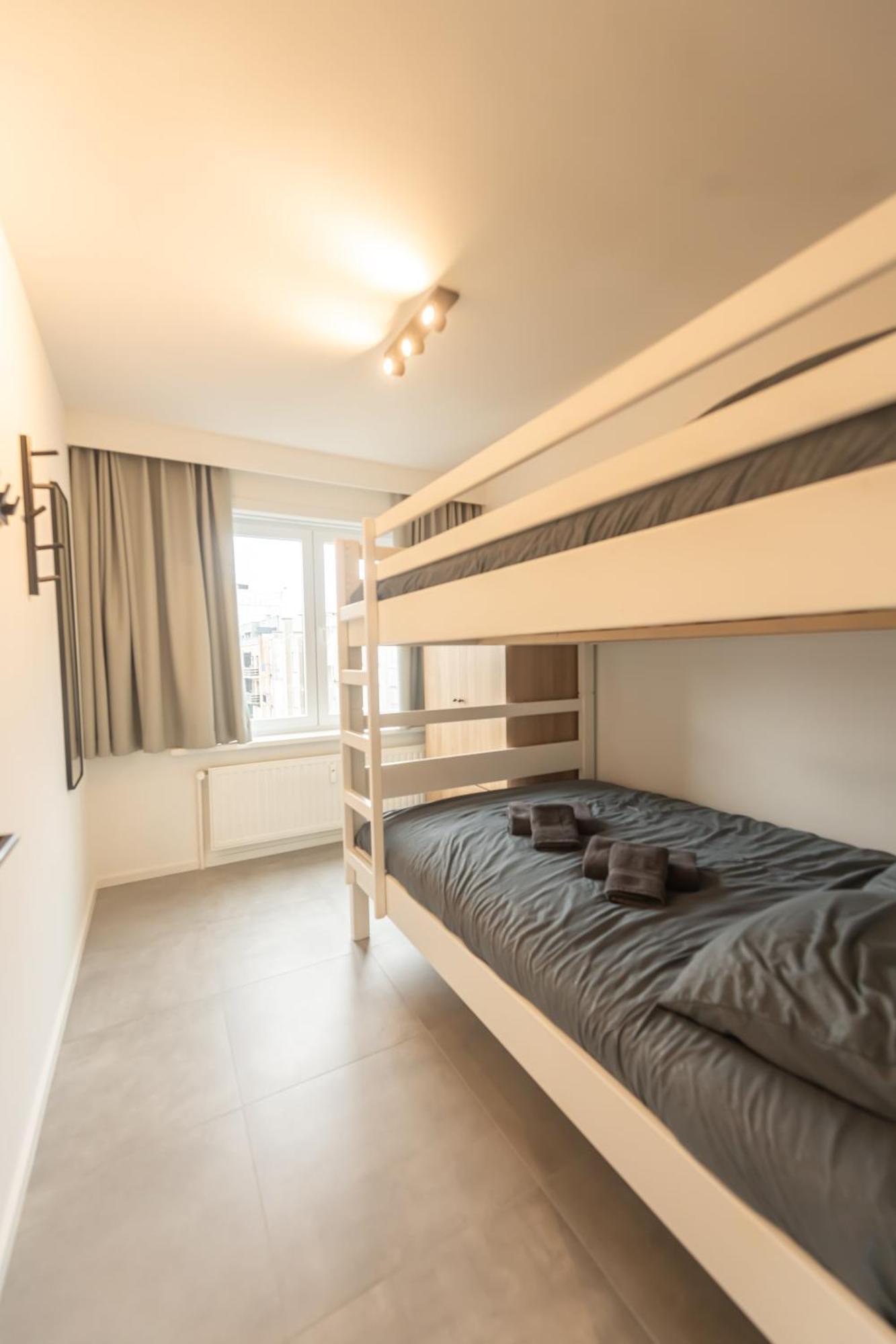Ostend Center Luxury Top Floor Apartment With Free Parking Ngoại thất bức ảnh